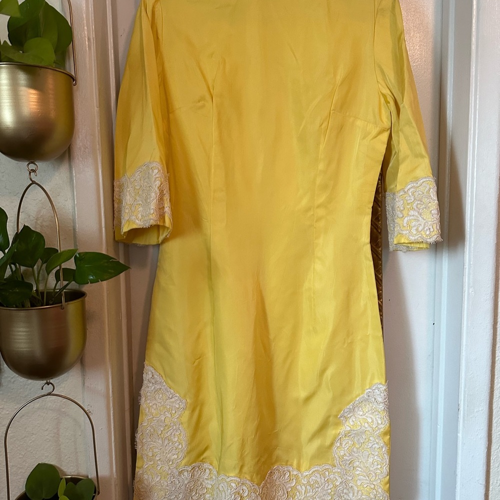 Yellow 1960s Dress with 3/4 Sleeves and Lace Detailing